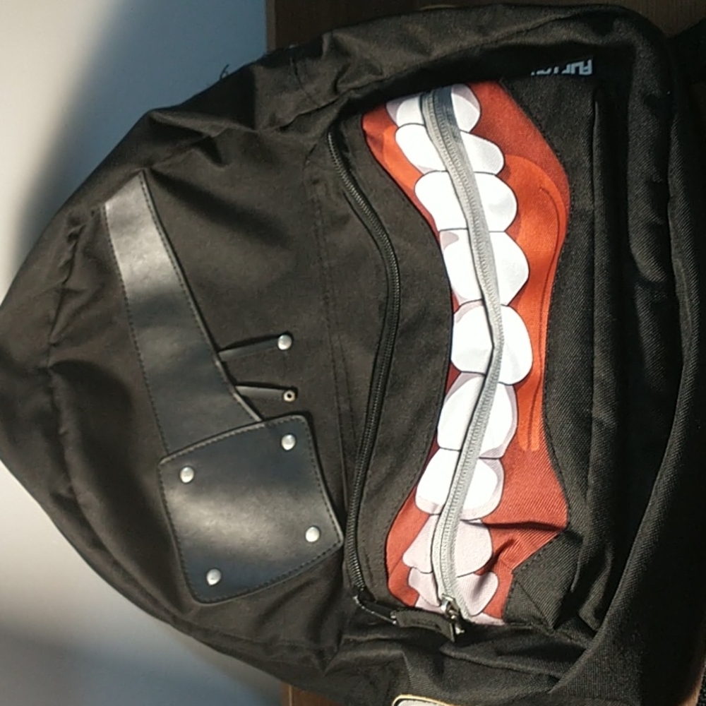 Backpack - Picture 2 of 2